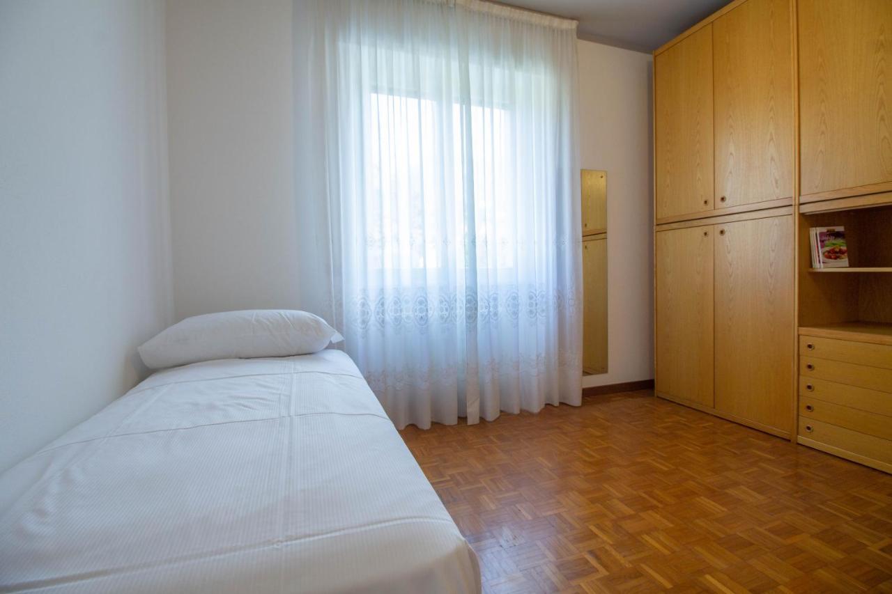 Mamma Ciccia Holiday Home - Casa Imperia Mandello del Lario Exteriör bild