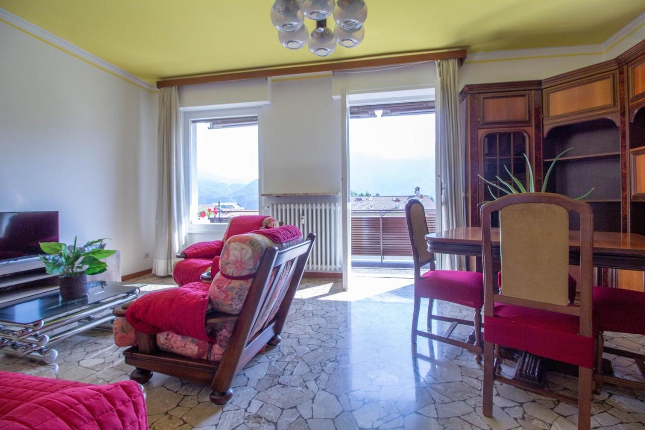 Mamma Ciccia Holiday Home - Casa Imperia Mandello del Lario Exteriör bild